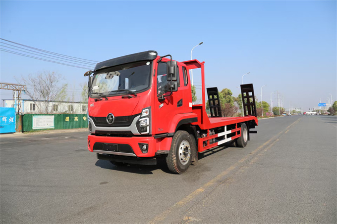 重庆平板拖车厂家带你了解一下平板拖车安全操作知识